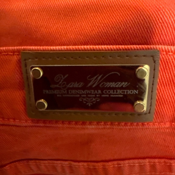 Size 8 Slim Fit Zara Woman Orange-ish Red-ish Jeans - Picture 3 of 3